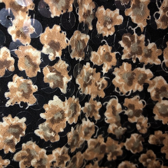 Liz Claiborne All sequenced printed dress. - Picture 3 of 3